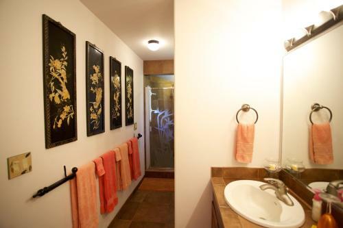 Hale Ho'o Maha Bed And Breakfast