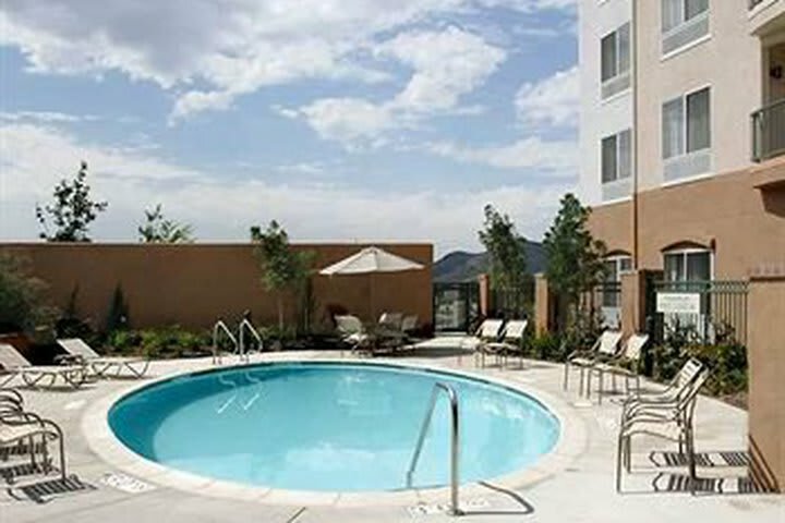 Hotel Courtyard Ventura Simi Valley