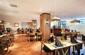 Hotel H�meenkyl�n Kartano