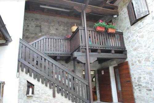 Hostal Rifugio Malga Grasia