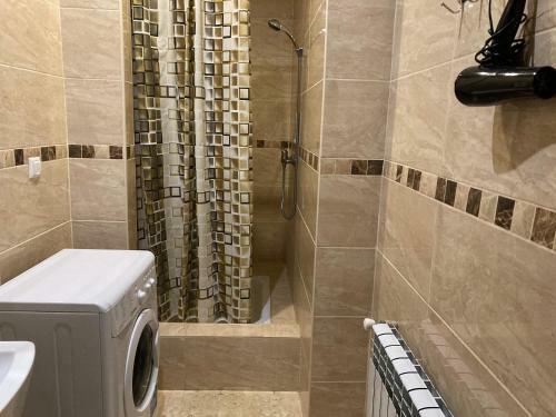 Apartment Close To Roshen Fountain