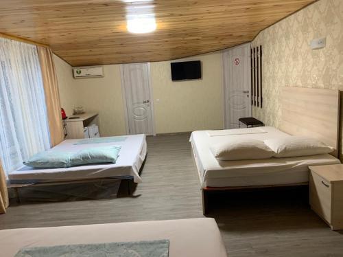 Hostal ????? Alex
