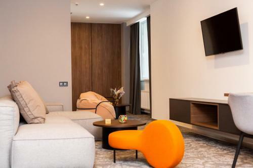 Small Hotel