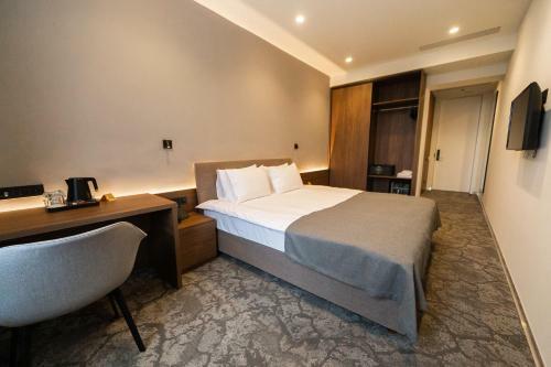 Small Hotel