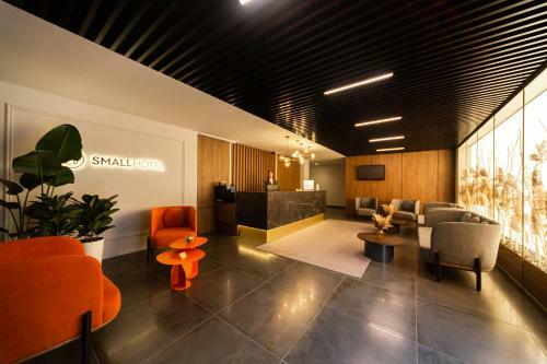 Small Hotel