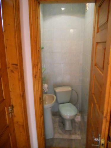 Hostal ??????