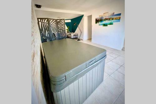 Apartamento Art Spa Des Cevennes ? Jacuzzi ?