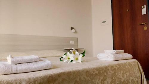 Hostal Al Giglio - Bed And Breakfast