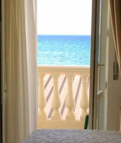 Hostal Al Giglio - Bed And Breakfast