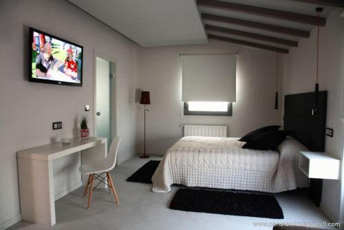 Hostal Ardigales 11