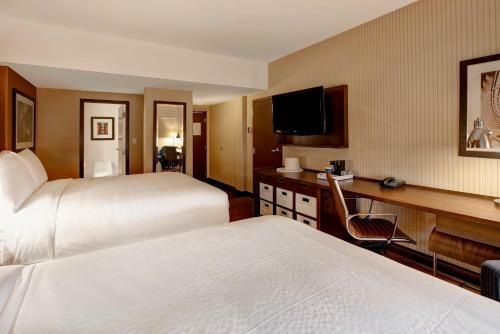 Hotel Four Points By Sheraton Peoria Downtown
