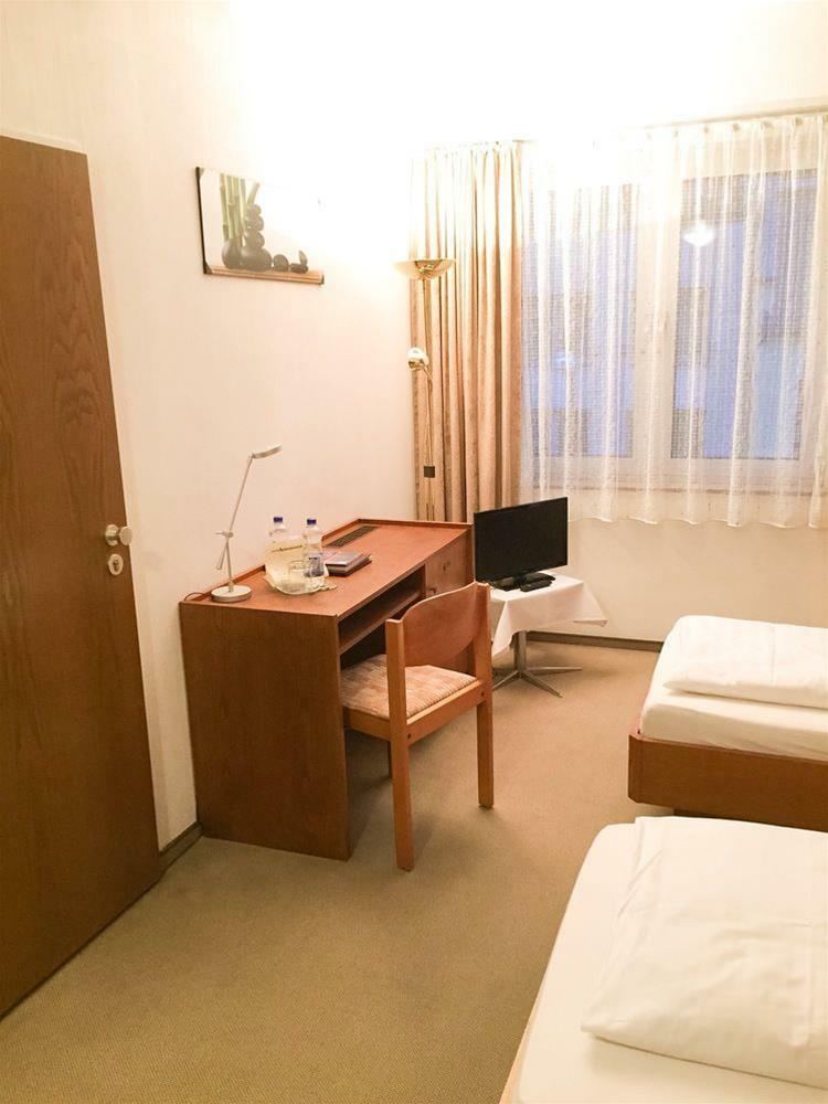 Hotel Ambassador