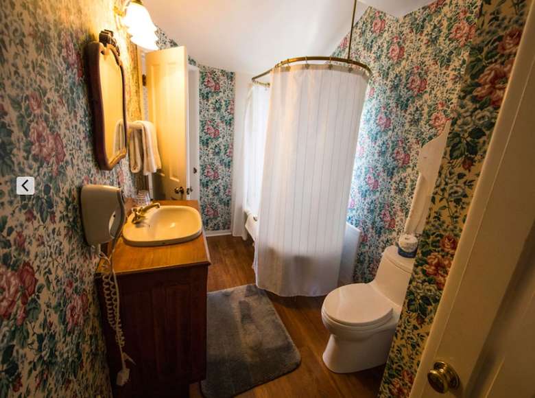 Bed & Breakfast Bath Street Inn