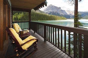 Hotel Emerald Lake Lodge