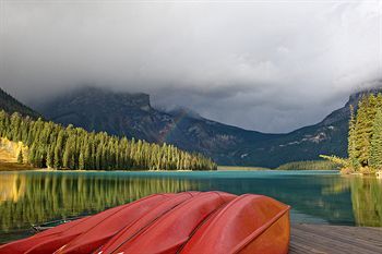 Hotel Emerald Lake Lodge
