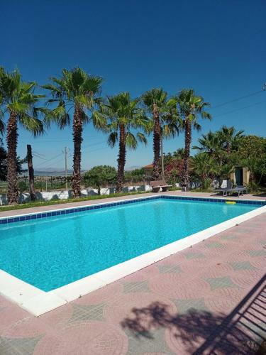 Charming Villa Enza Countryside