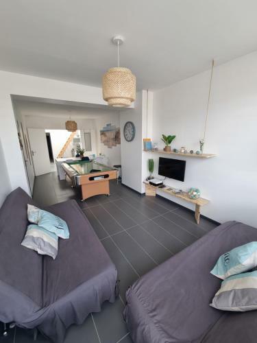 Apartamento Thelna Naely