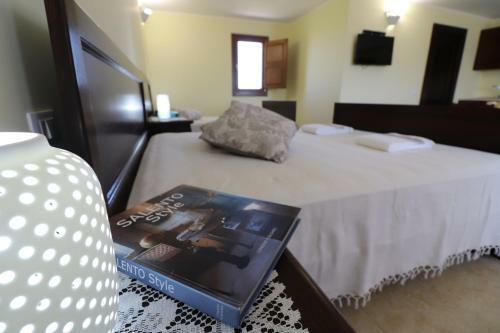 Hostal Room In Bb - Triple Deluxe Attic Of Citrus