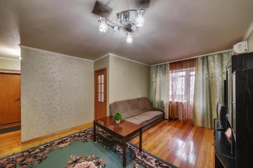 Apartment - Sobornyi Prospect 93
