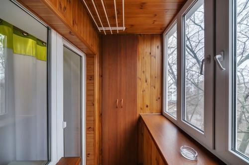 Apartment - Sobornyi Prospect 93