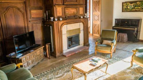 Historical House With Character, Calm And Space