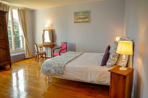 Bed & Breakfast Chambres D'h�tes Le Bas Manoir