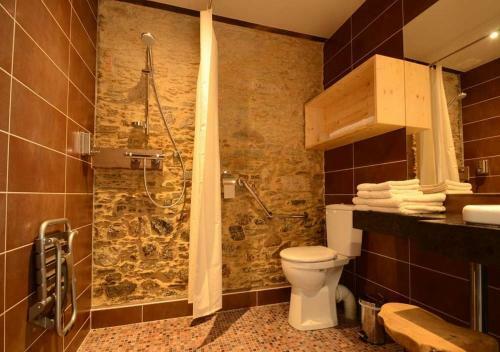 Hotel La Ferme Du Marais Girard