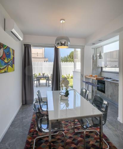Arric�mpati Suites Apartments In Villa