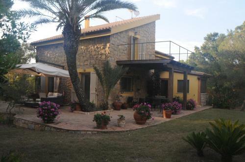Villa Con Piscina A Carloforte