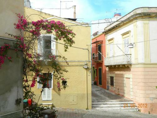 Ca' Tucci - Palazzina Tabarkina In Pietra Nel Centro Storico