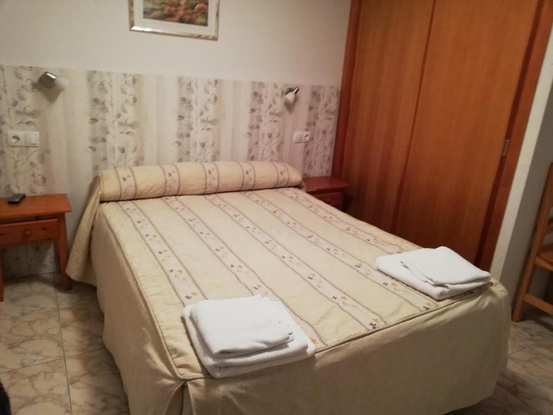 Hostal Residencia Taray