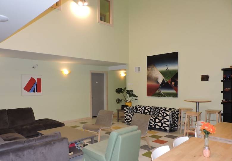 Albergue The Cube Hotel