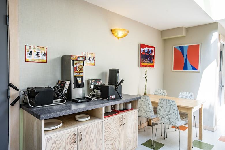 Albergue The Cube Hotel