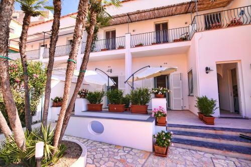 Villa Giardini Luxury B&B