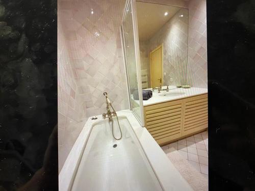 Villa & Jacuzzi - Golf De Barbaroux