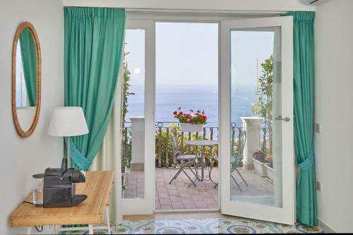 Hostal Malafemmena Guest House