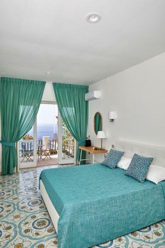 Hostal Malafemmena Guest House