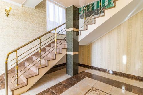 Hostal Zeleniy Bir