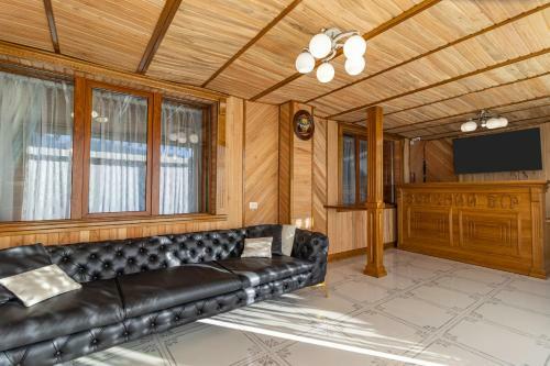 Hostal Zeleniy Bir