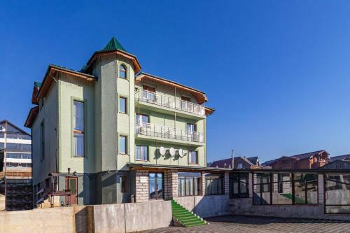 Hostal Zeleniy Bir