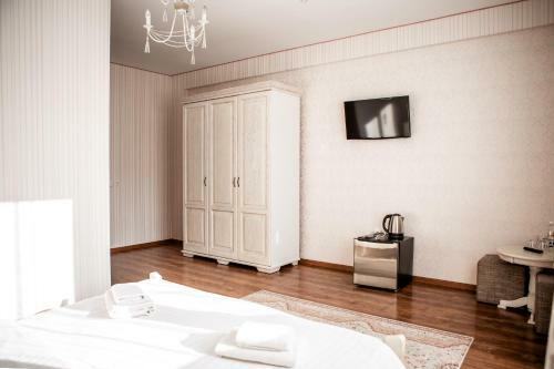 Hotel Pid Strihoju