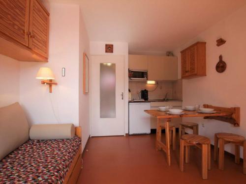 Apartamento Appartement Brian�on, 1 Pi�ce, 4 Personnes - Fr-1-330c-122