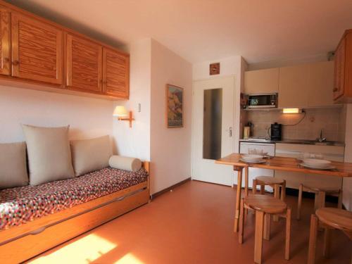 Apartamento Appartement Brian�on, 1 Pi�ce, 4 Personnes - Fr-1-330c-122