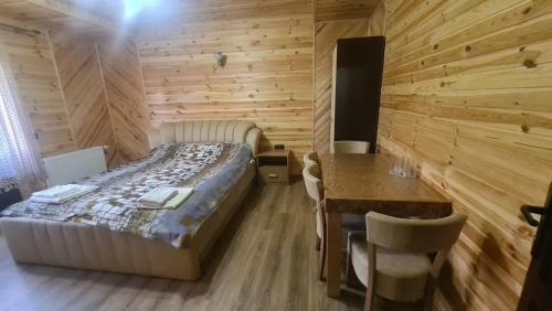 Hostal ????????? ???? ?????