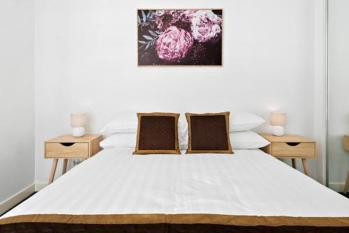 Executive And Spacious 2-bed Apartment With Balcony