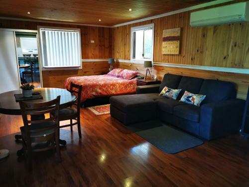 Villa Peaceful Cabin In A Rural Setting 2km From Cbd