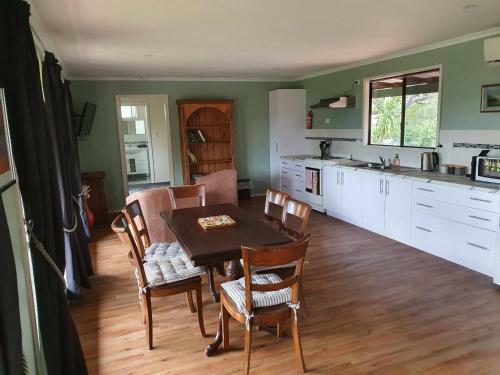 Valley View Cottage In The Picturesque Avon Valley