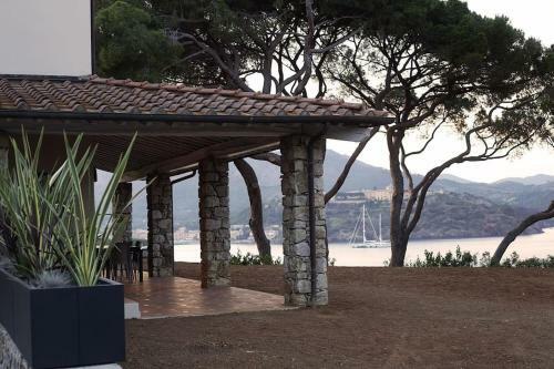 Villa La Guardiola - Capo Perla