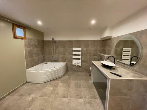 Maisonnette 2 Chambres 2 Salles De Bain Proche Chateau De Versailles