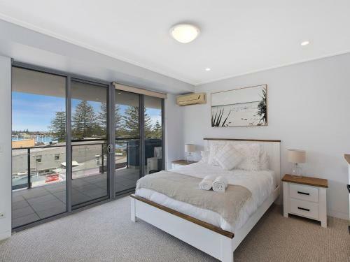 Coast Apartments 19